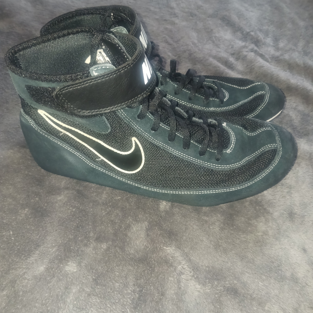 Men’s Nike Speedsweep VII 7 Wrestling Black Suede Shoes 366683-001 Size 11